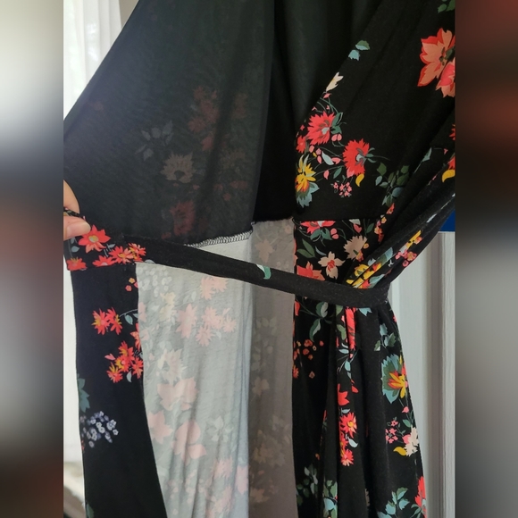 Loft Floral Wrap Dress - Picture 2 of 3